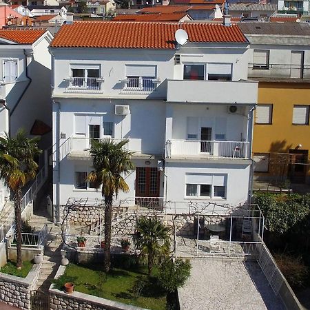 Apartman Lara Crikvenica Esterno foto