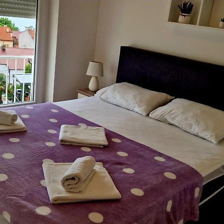 Apartman Lara Crikvenica Esterno foto