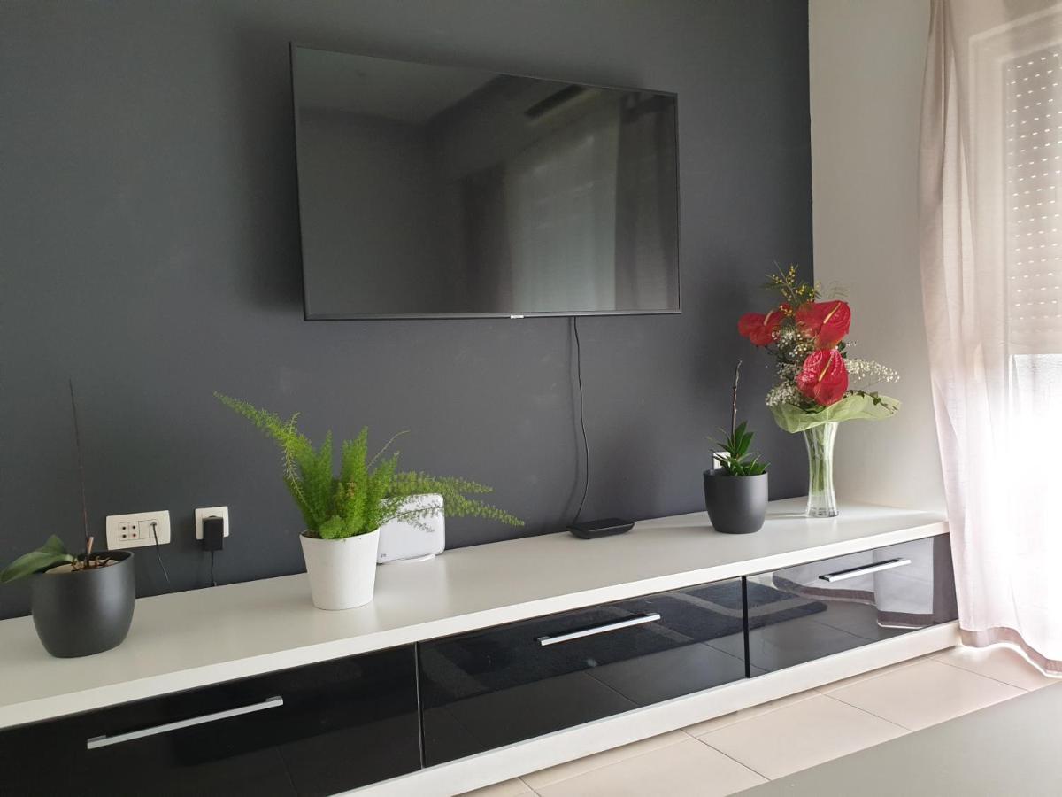 Apartman Lara Crikvenica Esterno foto